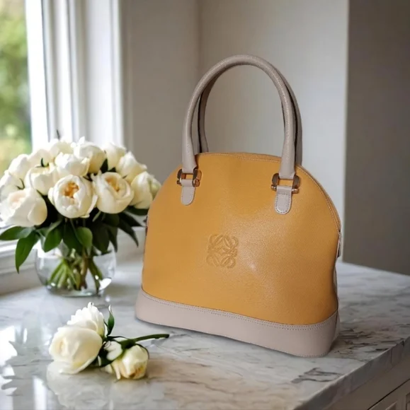 LOEWE ✨️EUC Amazona Dome Satchel – Grained Leather in Mustard & Taupe - Picture 3 of 11